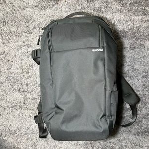 Income Camera backpack